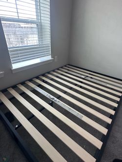 Queen Bed Frame 🛏️