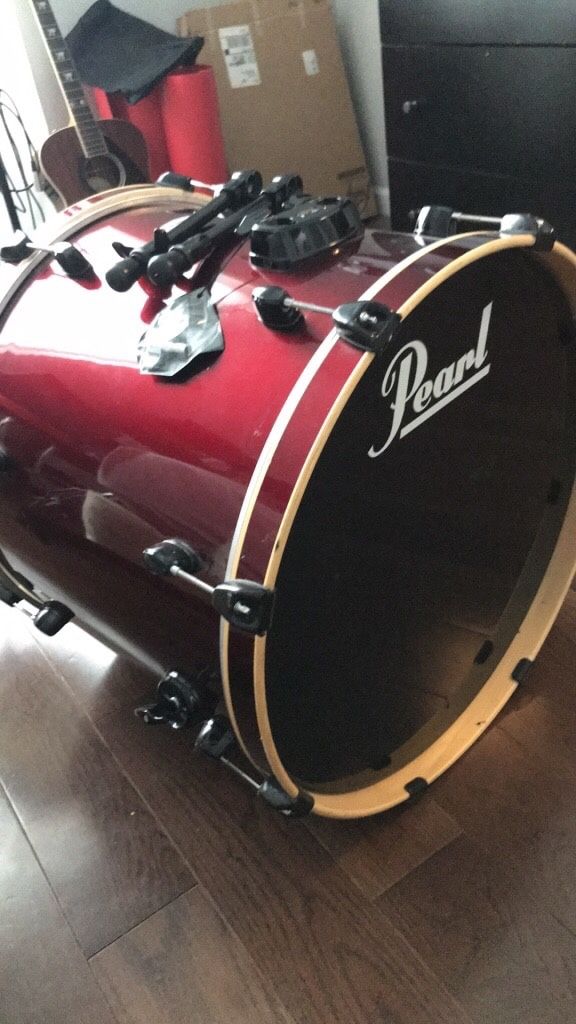 Pearl Bass Drum - Red Wine color