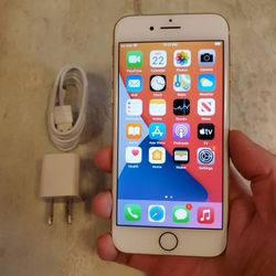 iPhone 8 - UNLOCKED - Like New 