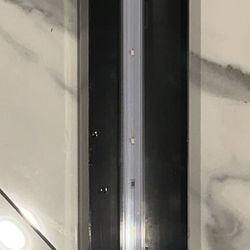 Aqueon 36” LED Strip Light Hooded [price is firm] [cash only]