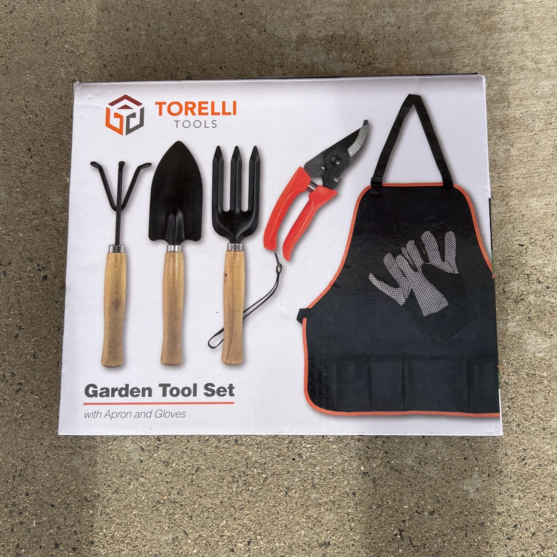 NIB Garden Tool Set
