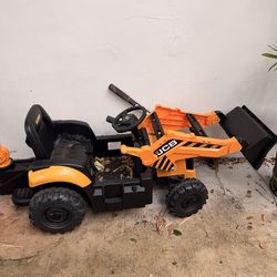 Excavator Ride On Toys / Electric