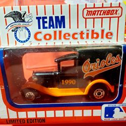 1990 BALTIMORE ORIOLES MATCHBOX TRUCK