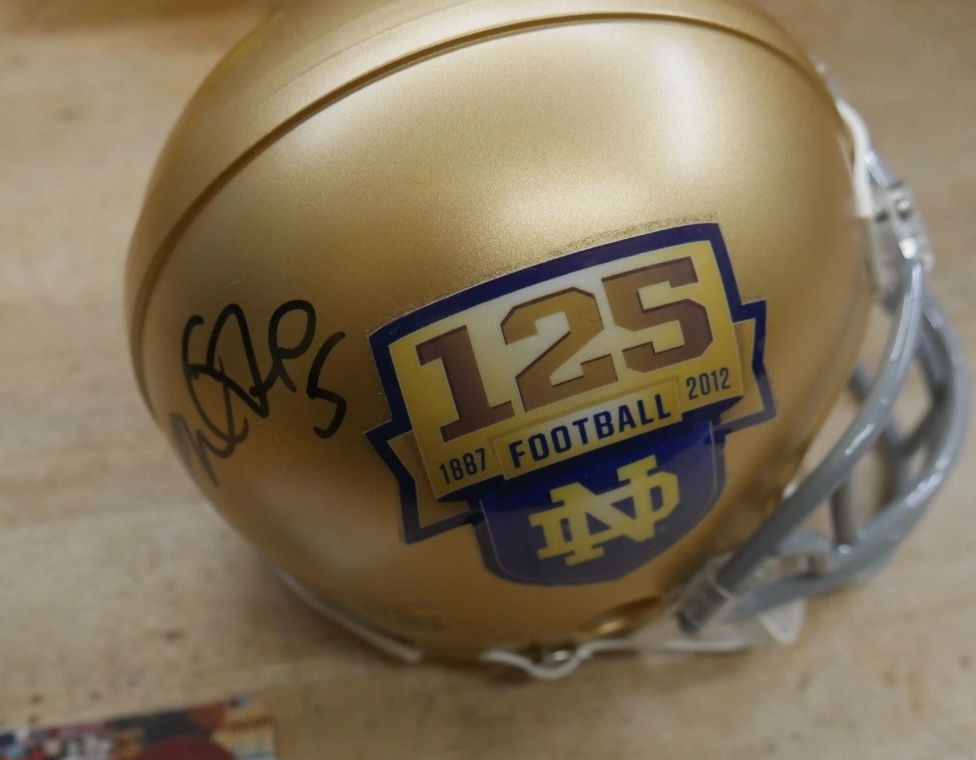 Notre Dame Signed Mini Helmet / 125 year logo Manti Te'o W Global Authentics COA.
