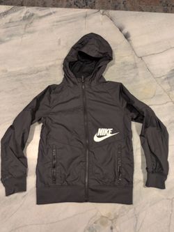 Nike wind breaker, youth small