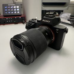 RUSH FOR SALE SONY A7ii W/ 16mm 1.4 Sigma Lens 700$ All In!