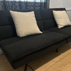 Black Futon