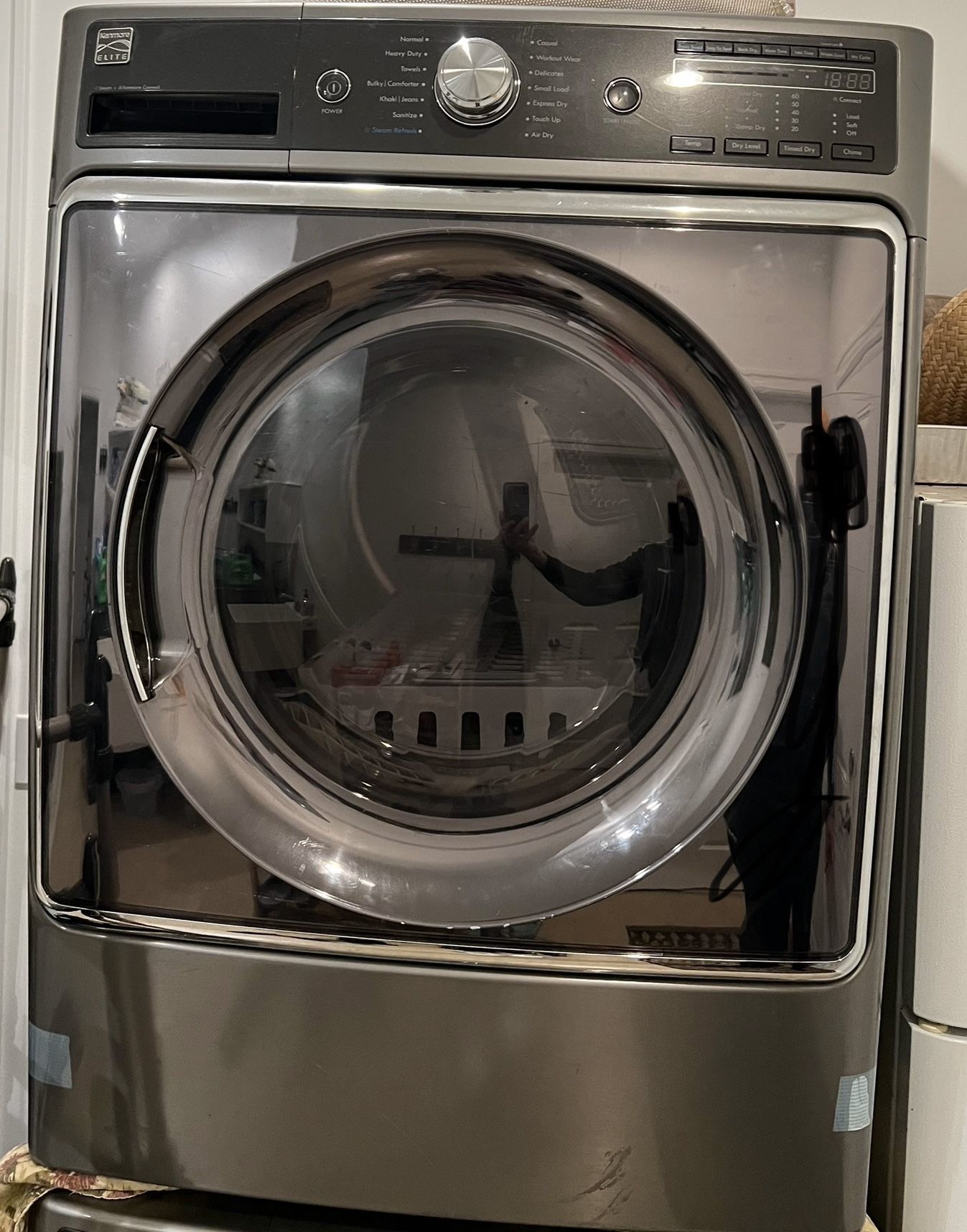 Kenmore Elite washer And dryer 5.2 Cu. Ft.