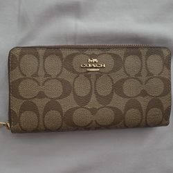 Coach Signature Wallet
