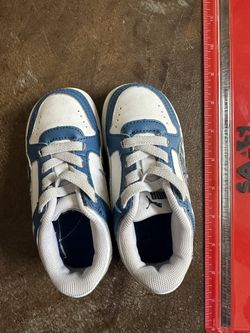 Puma Baby Sneaker Shoes Very Cute, Excellent Condition