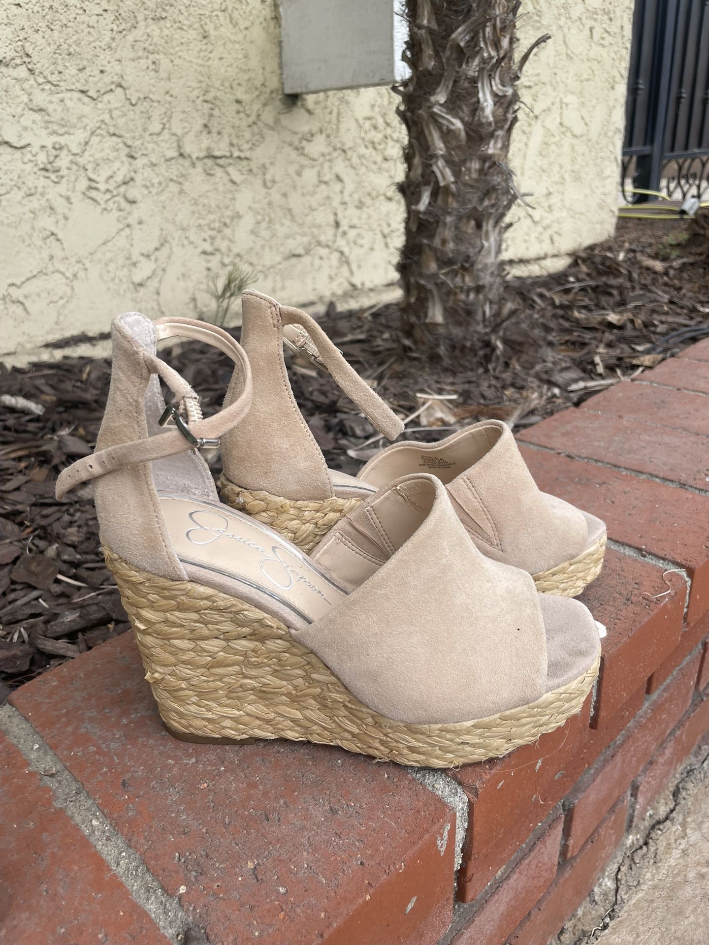 Jessica Simpson Wedge