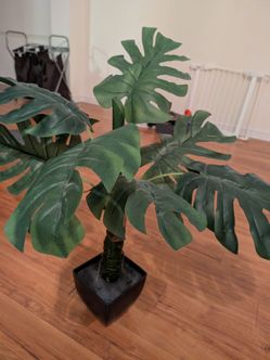 Artificial Monstera Plant