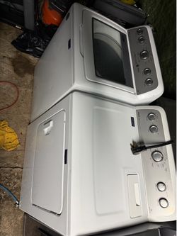 Maytag washer and dryer electric matching set 30 day warranty
