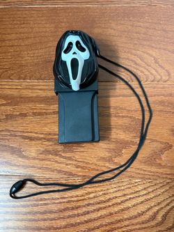 Vtg 1997 Scream Ghost Face Halloween Safety Light Blinking Flashlight Lanyard