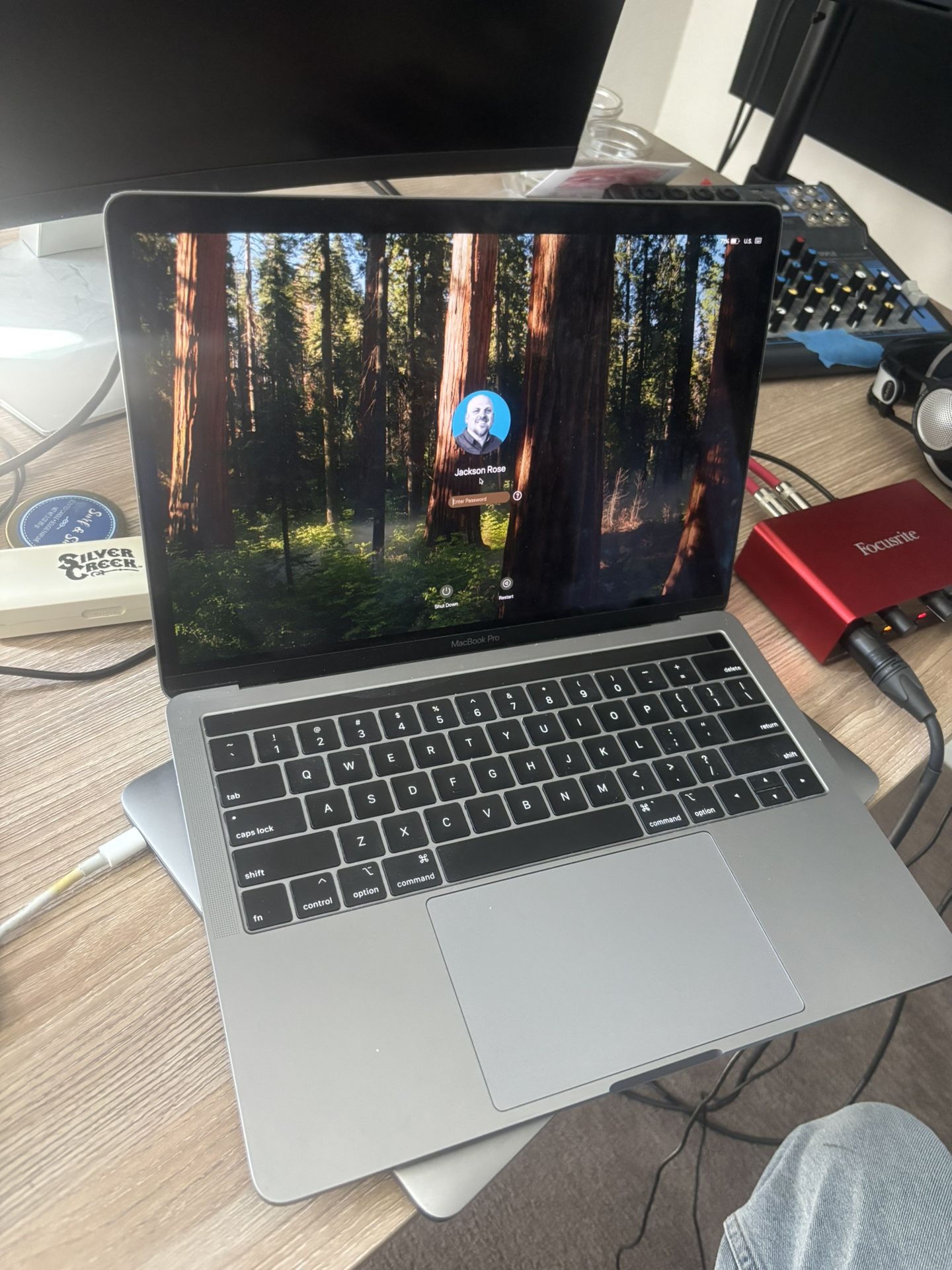 Apple Macbook Pro - 13 Inch - 2019 - Touchbar