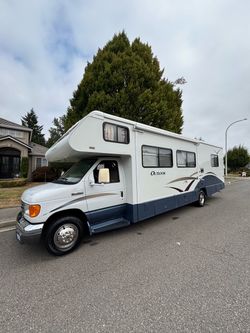 2006 winnebago outlook 10,000 miles!