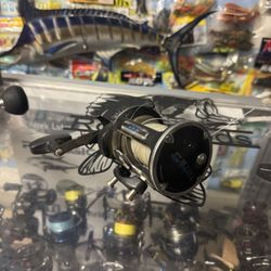 Penn 555 Salt Water Fishing Star Drag Reel. Ready To Go. 