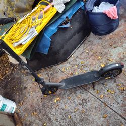 1 Plus Electric Scooter 