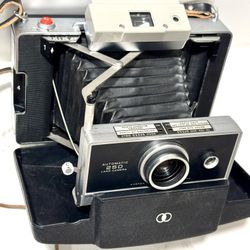 Polaroid Automatic 230 Land Camera w/ Box Manual Strap Vintage USA