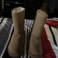Women’s boots