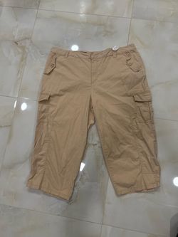 Woman’s Plus Size Capris Size 20W