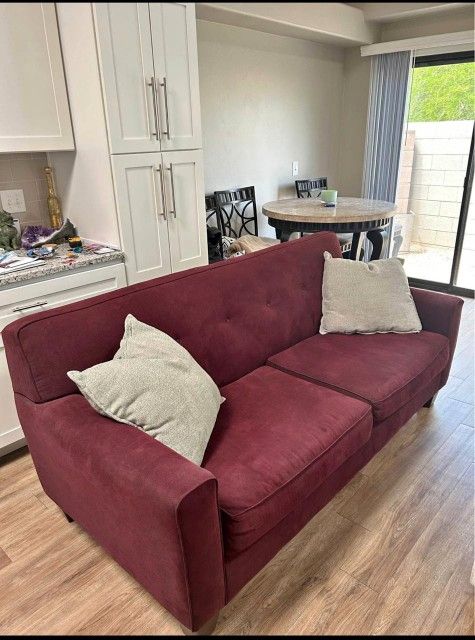 COUCH