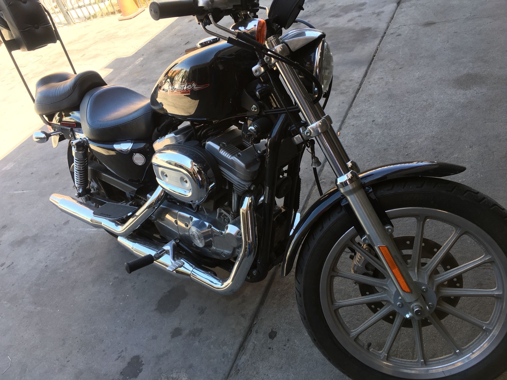 Harley Davidson sportster 883