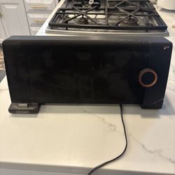 XtremeMac TANGO TRX Bluetooth Speaker Model IPU-TRXD-11  Works Great W/remote 
