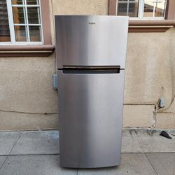 28x29x67 Whirlpool Fridge Silver 18cuft 3 Months Warranty