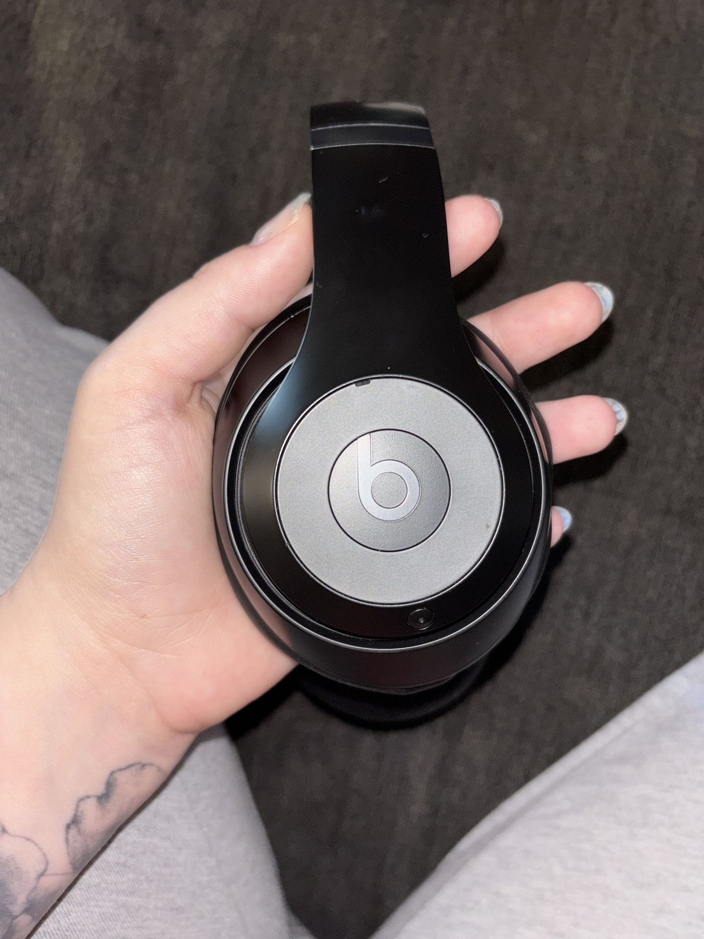 Beats Studio Pro