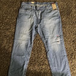 Levi's Men's 541 Athletic Fit Jeans size 42x30