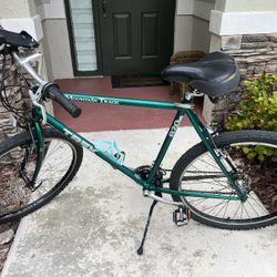 Trek 820 Mountain Track Bicycle 26”