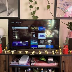 TCL Roku 32” TV
