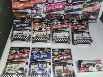 NASCAR Authentics Winner's Circle 1:64 Die-Cast Lot