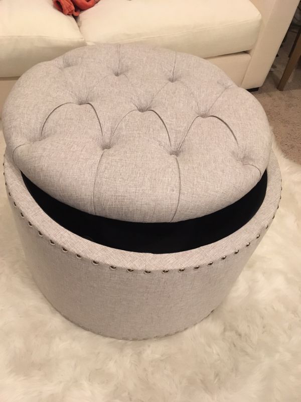 Heather Grey Round Ottoman 30 Cir X 20 H For Sale In Dublin Ca Offerup