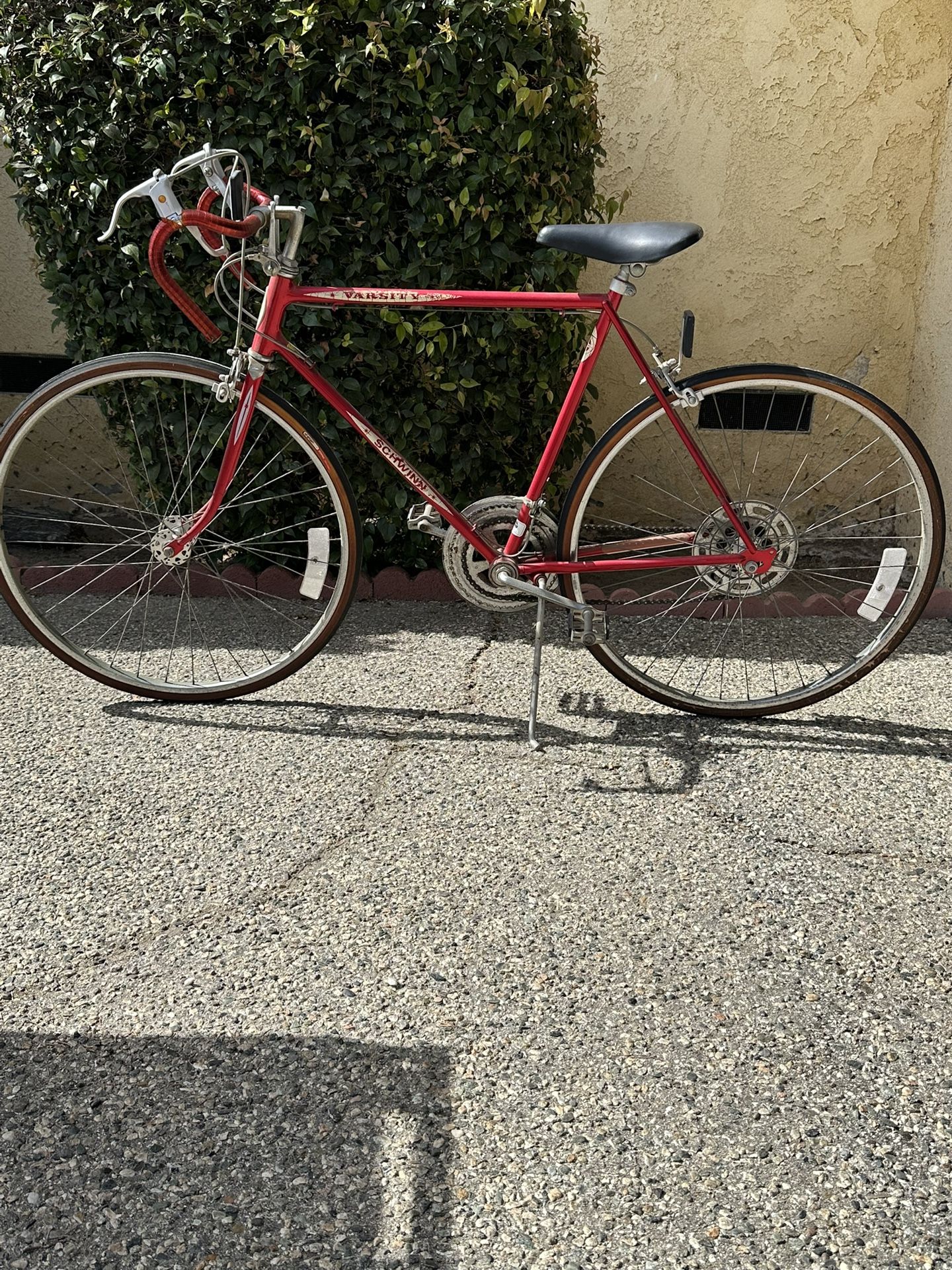 Schwinn Varsity 10 Speed Road Bike
