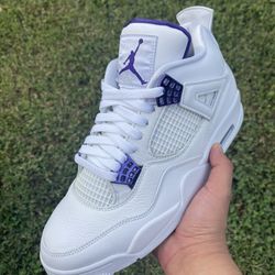 Jordan 4 Retro “ Metallic Purple” 