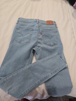 Levis High Rise Size 26 Or Size 4