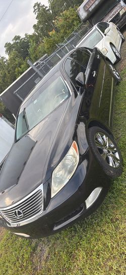 07 LS460 Luxury edition 7,800obo