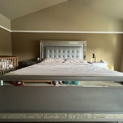 King Size Bed With tempurpedic Mattress And Adjustable Base 