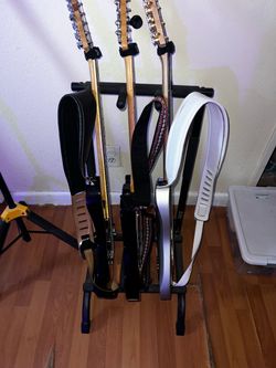 Onstage guitar rack