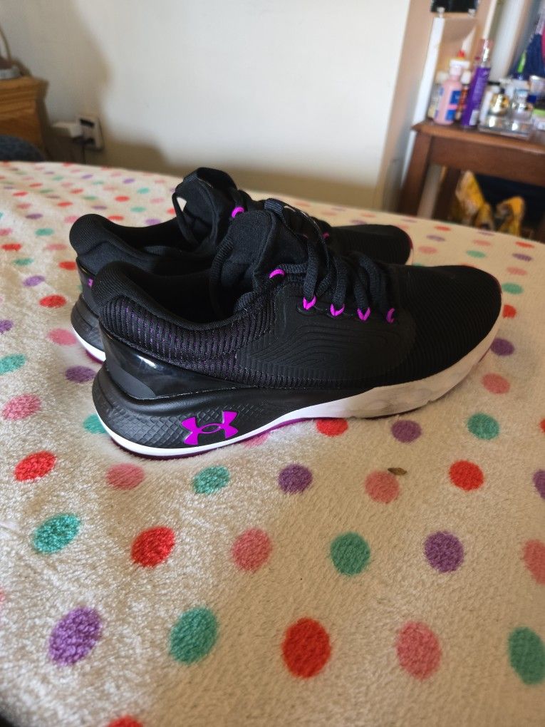 Size 9,Huley/under Armour/ Purple /black