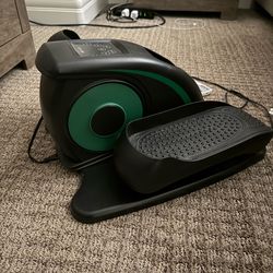 Under desk elliptical stepper