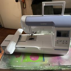 Brother PE800 Embroidery Machine And Accessories