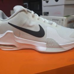 Nike Air Max Impact 4   US 10.5
