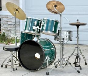 Tama Rockstar Green Drum Set with Cymbals and Hardware