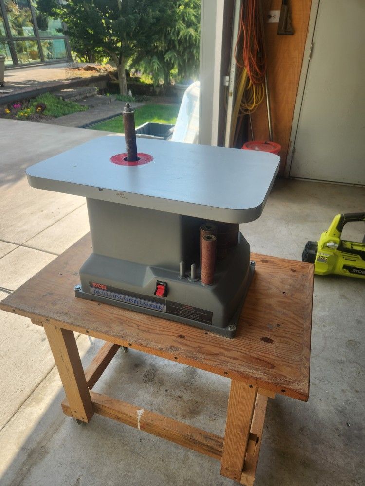 Sander - Oscillating Spindle