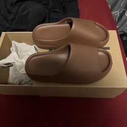 yeezy slides flax