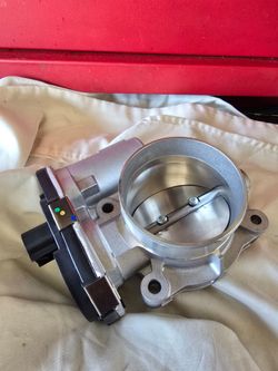 Electronic throttle BoDy for chevy 2011 traverse y Buick enclave 2011 Saturn 2010