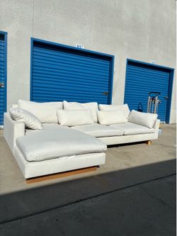 West Elm Harmony Sectional Couch 🛻Delivery Available🛻